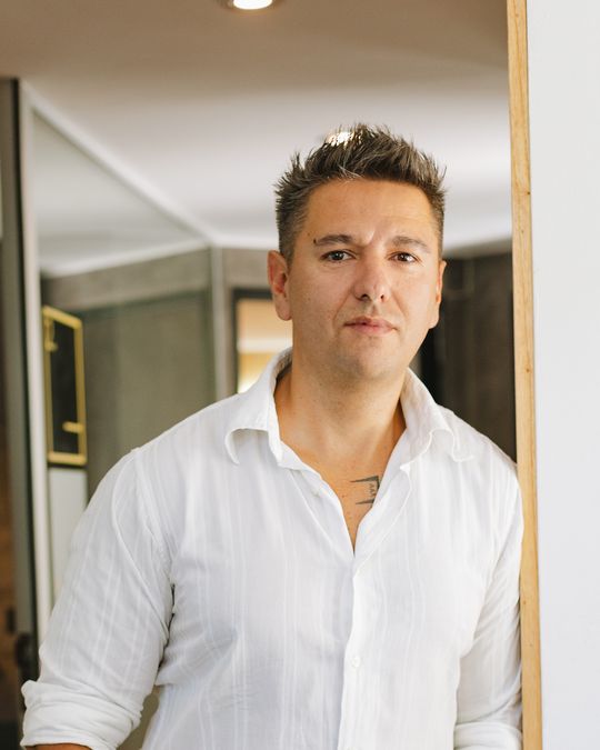 Retrato de Alejandro Gonzalez