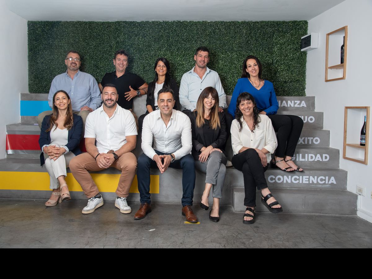 El equipo de FOT Libre en las oficinas de la firma.